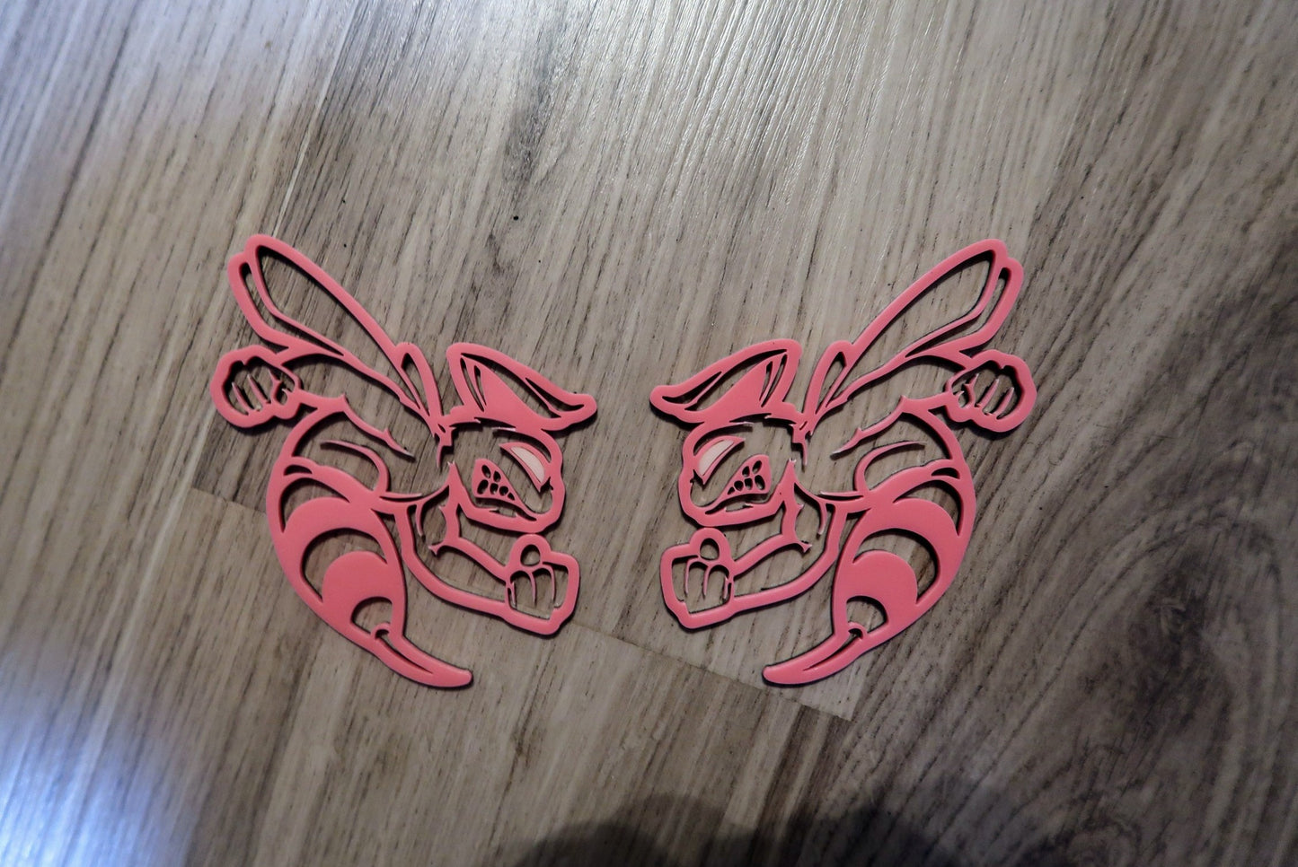 2 color customize-able bee fender badges.