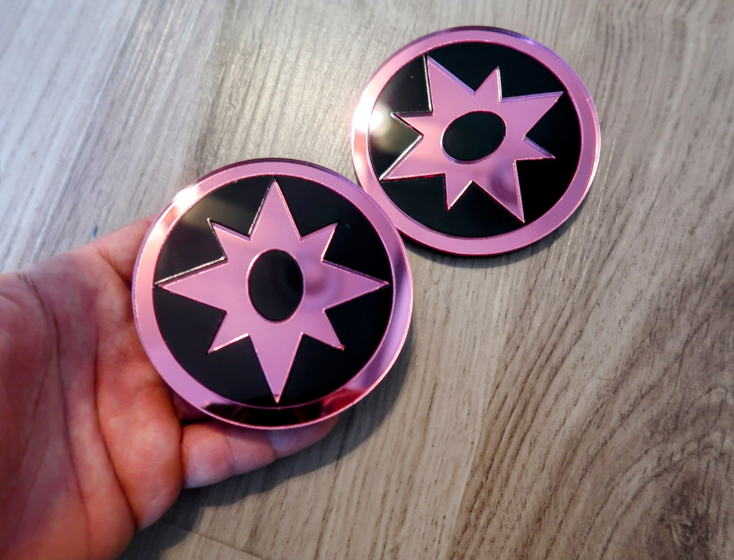 Star Sapphire Badge, Includes 2.