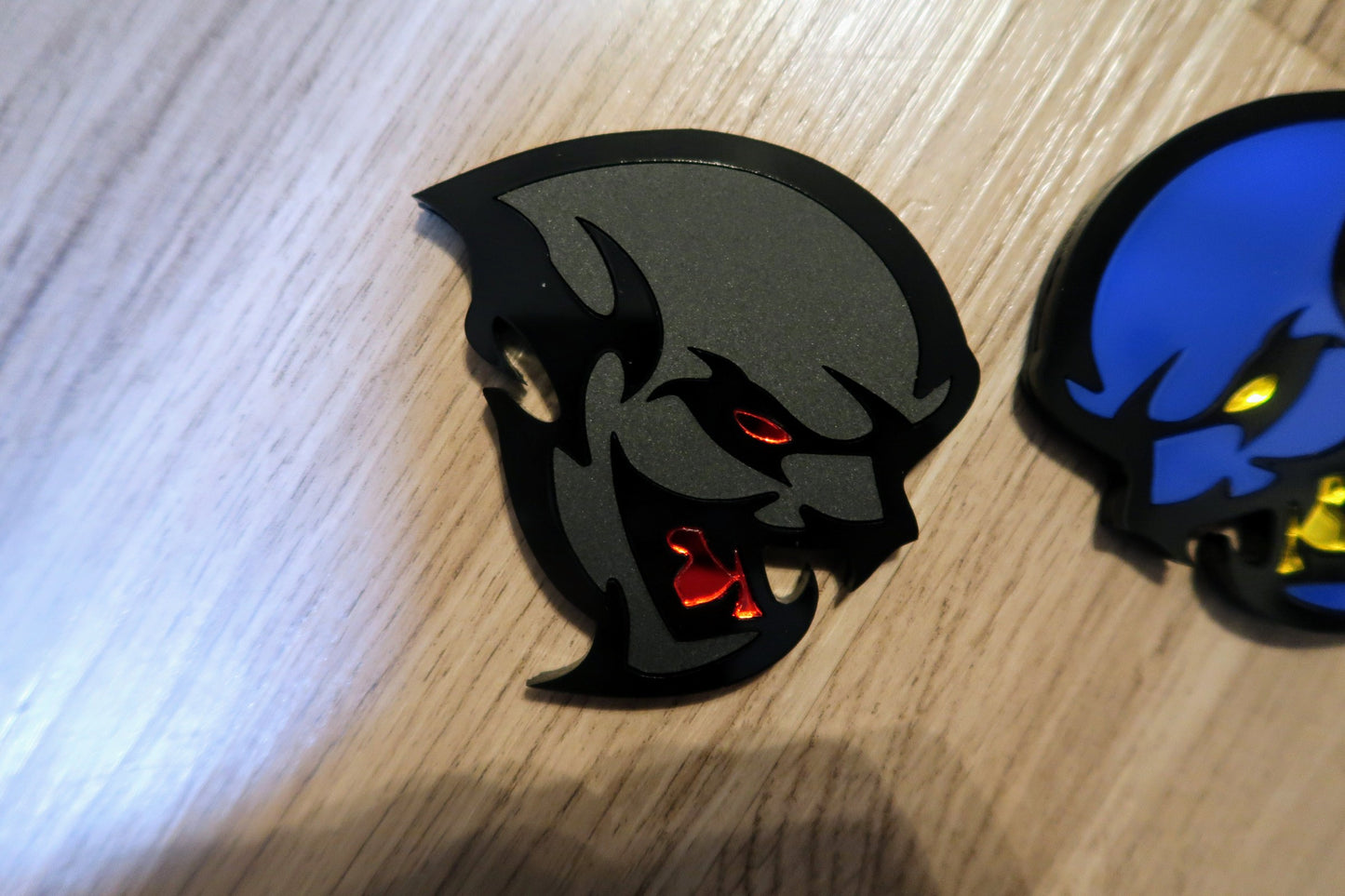 Vampire fender badges. Includes 2.