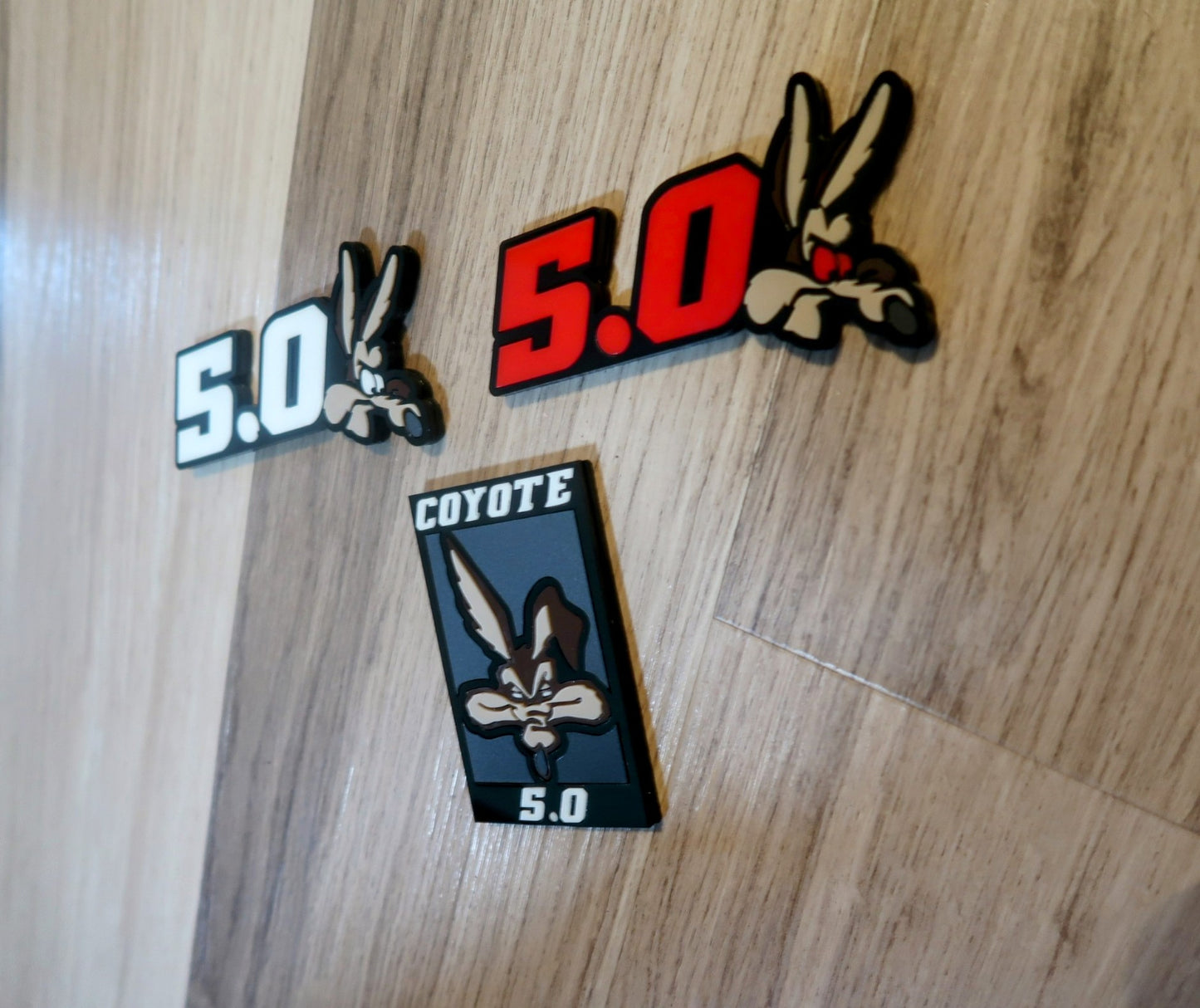 Coyote 5.0 set. With custom text. Includes all 3 badges.