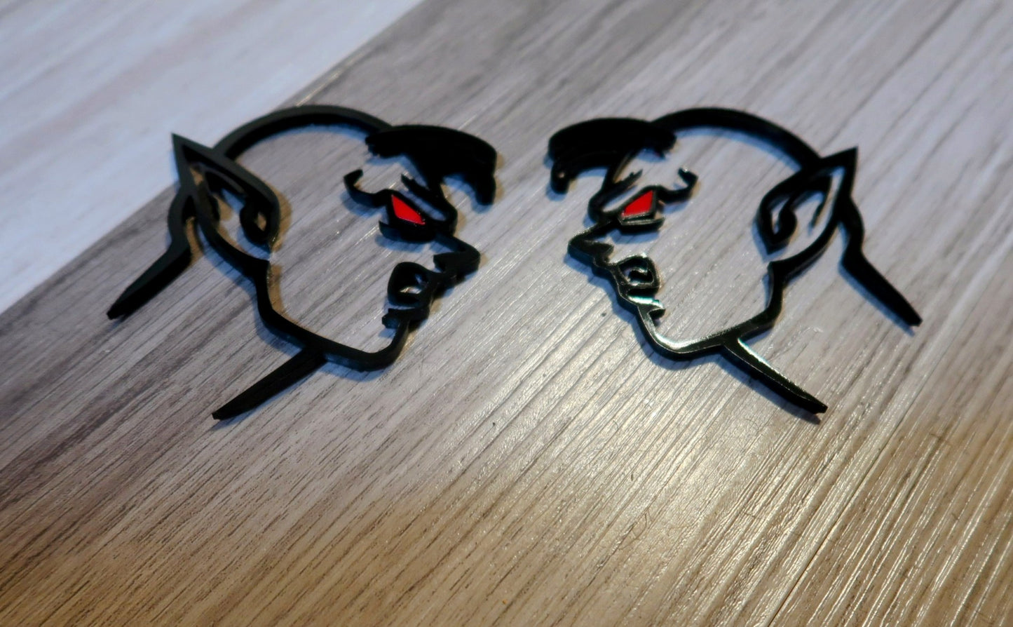Piccolo Fender badges. Includes 2.