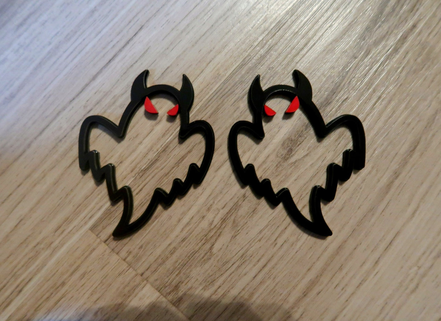 Ghost badges type 2. Includes 2.