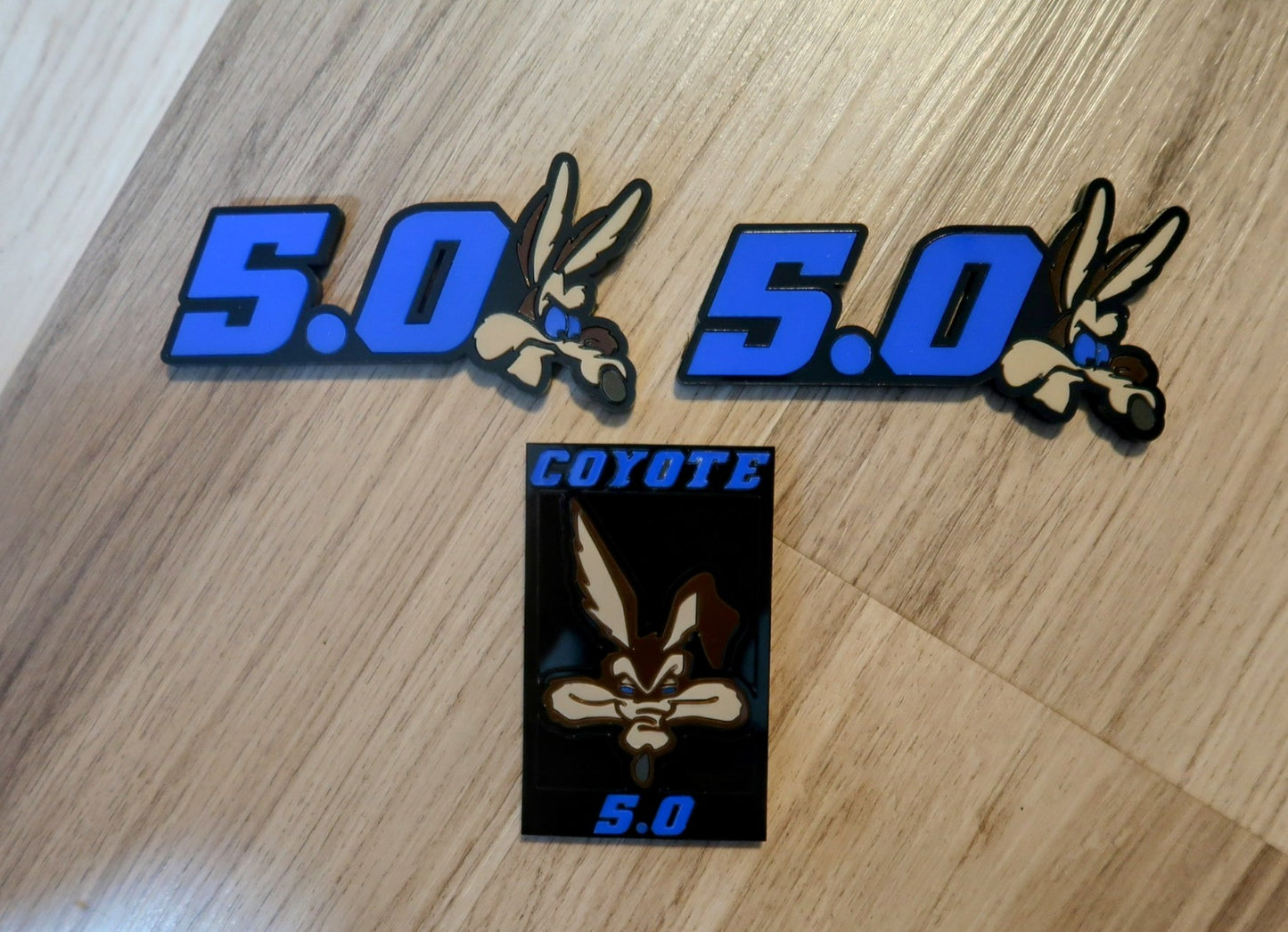 Coyote 5.0 set. With custom text. Includes all 3 badges.