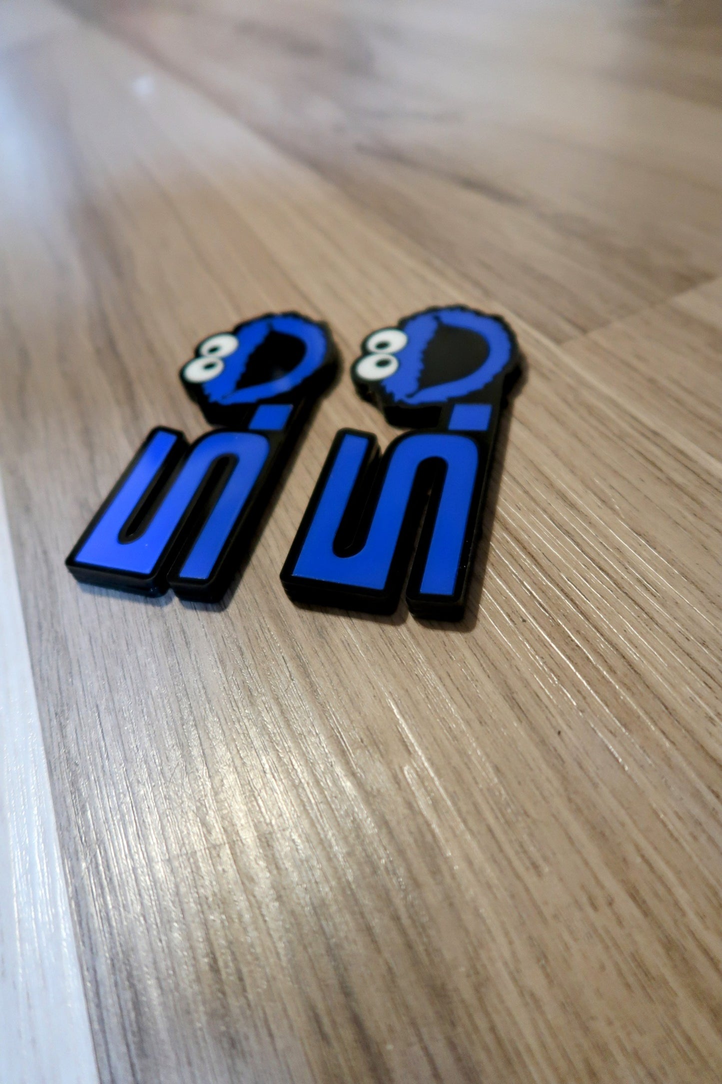 5.Cookie badges. Includes 2.