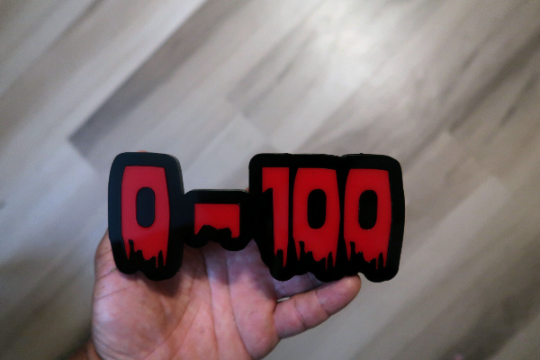 0-100 Car badge