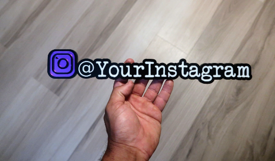 Custom Instagram badge