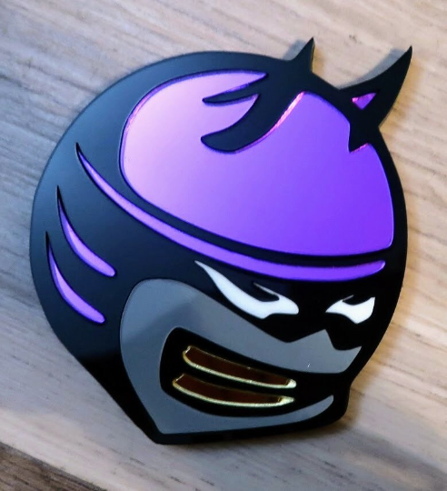 Single 5 color cutomize-able bee head badge.