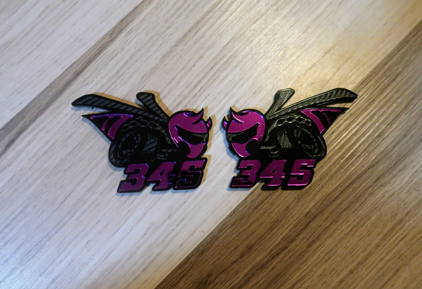 Racing Bee car badges, 392 or 345. Includes 2.