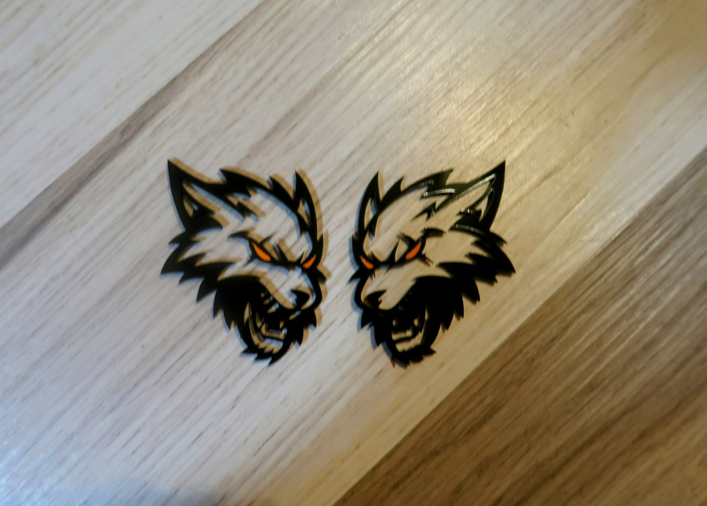 Agreesive Wolf Fender badges. Includes 2.