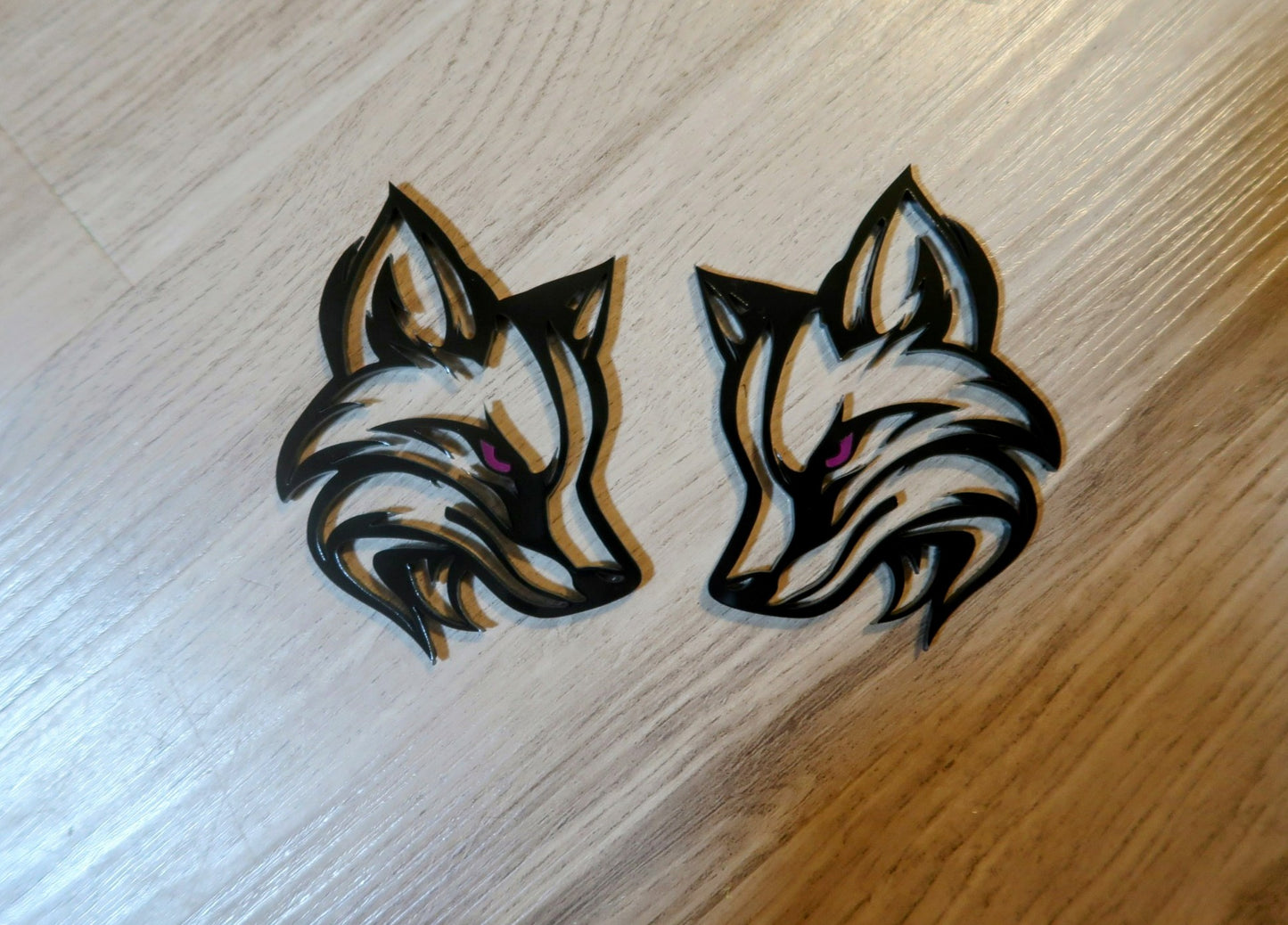 Fox fender badges. Includes 2.