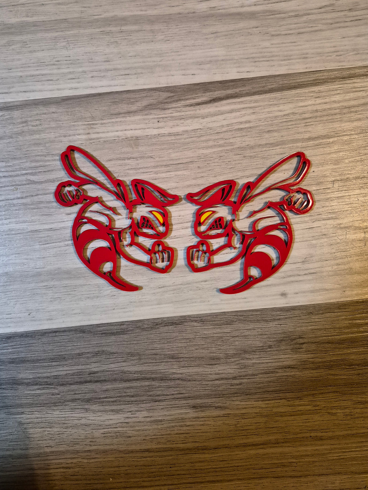 2 color customize-able bee fender badges.