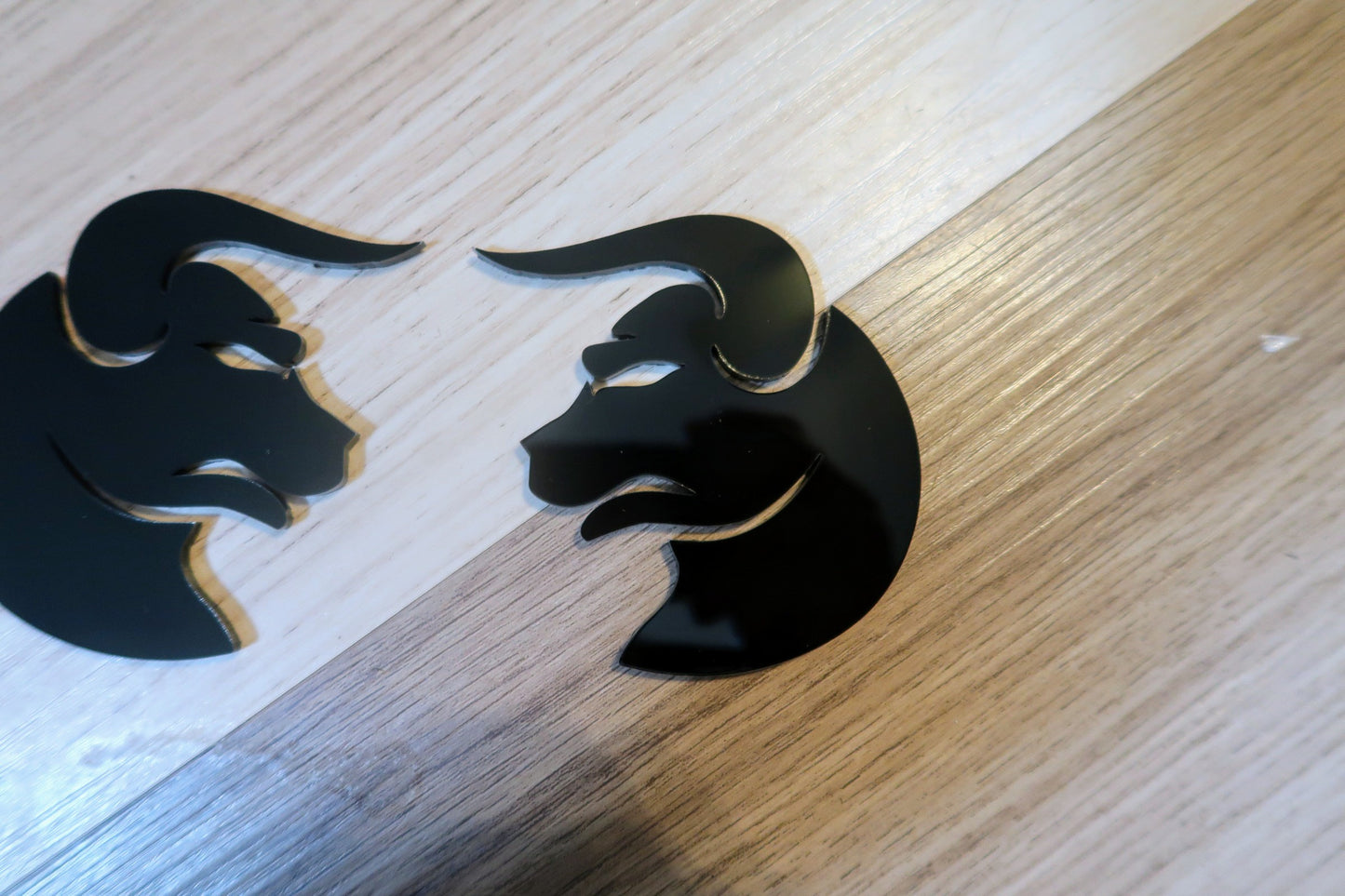 Ox fender badges. Includes 2.