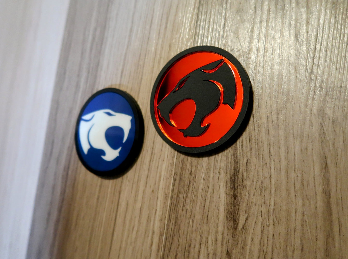 Inspired Thundercat fender badges. Includes 2.