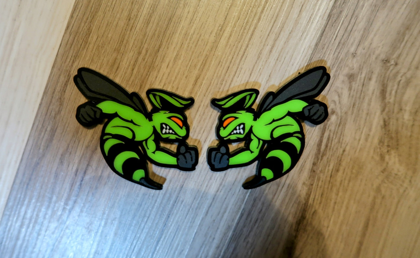 Customize-able bee badges. Includes 2.