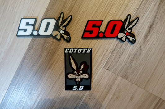 Coyote 5.0 set. With custom text. Includes all 3 badges.