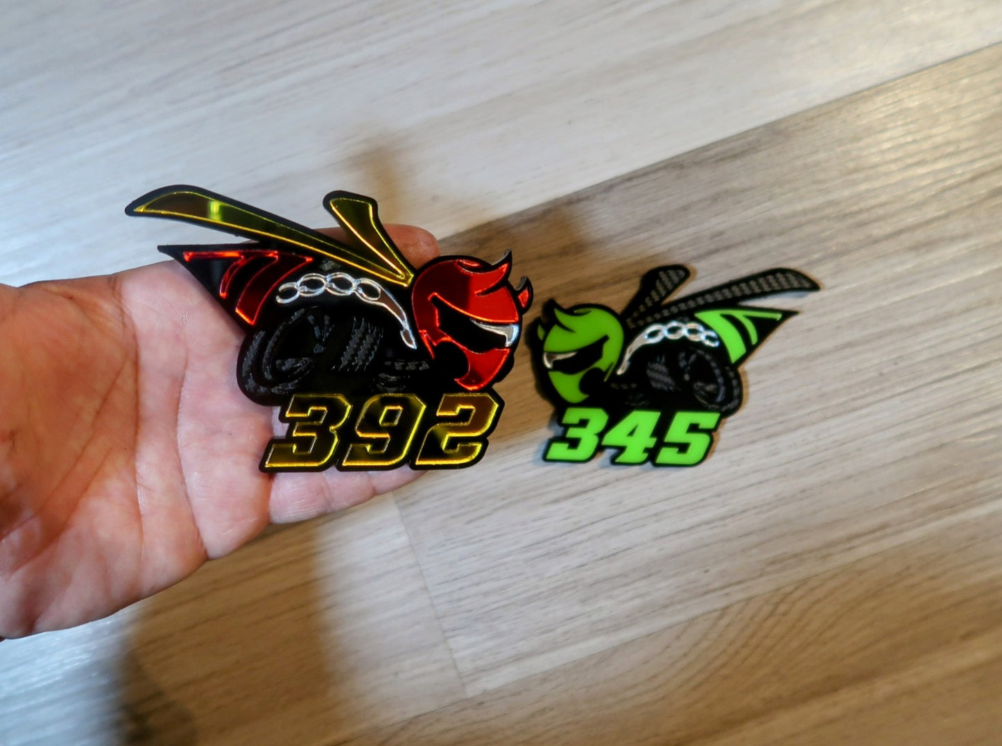 Racing Bee car badges, 392 or 345. Includes 2.