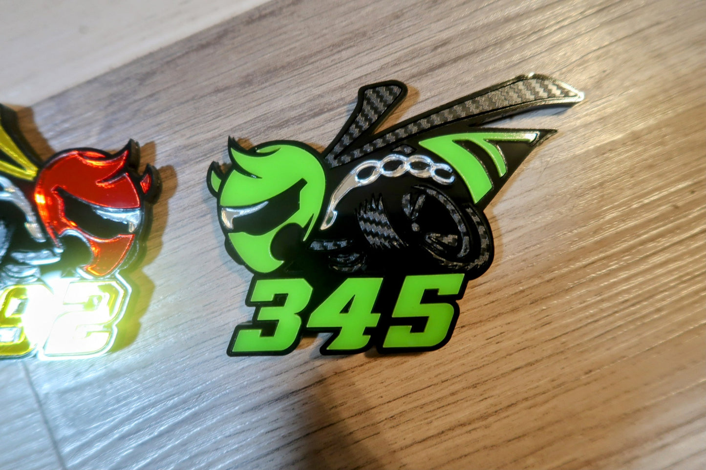 Racing Bee car badges, 392 or 345. Includes 2.