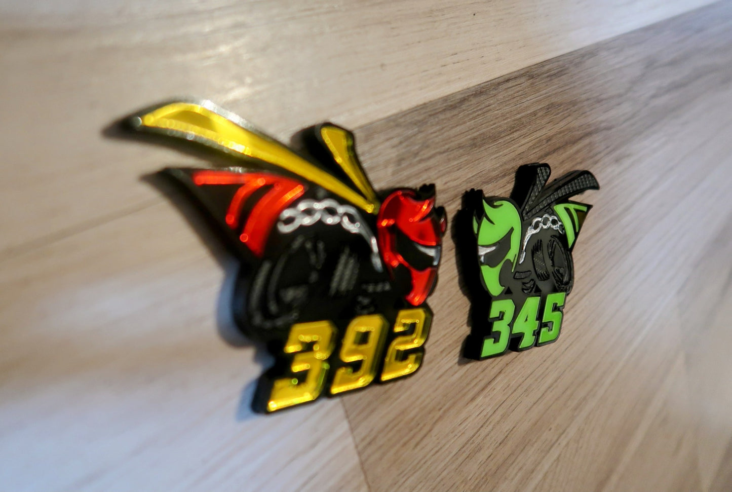 Racing Bee car badges, 392 or 345. Includes 2.