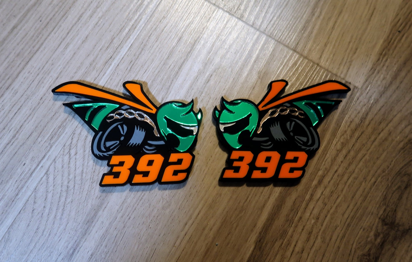 Racing Bee car badges, 392 or 345. Includes 2.