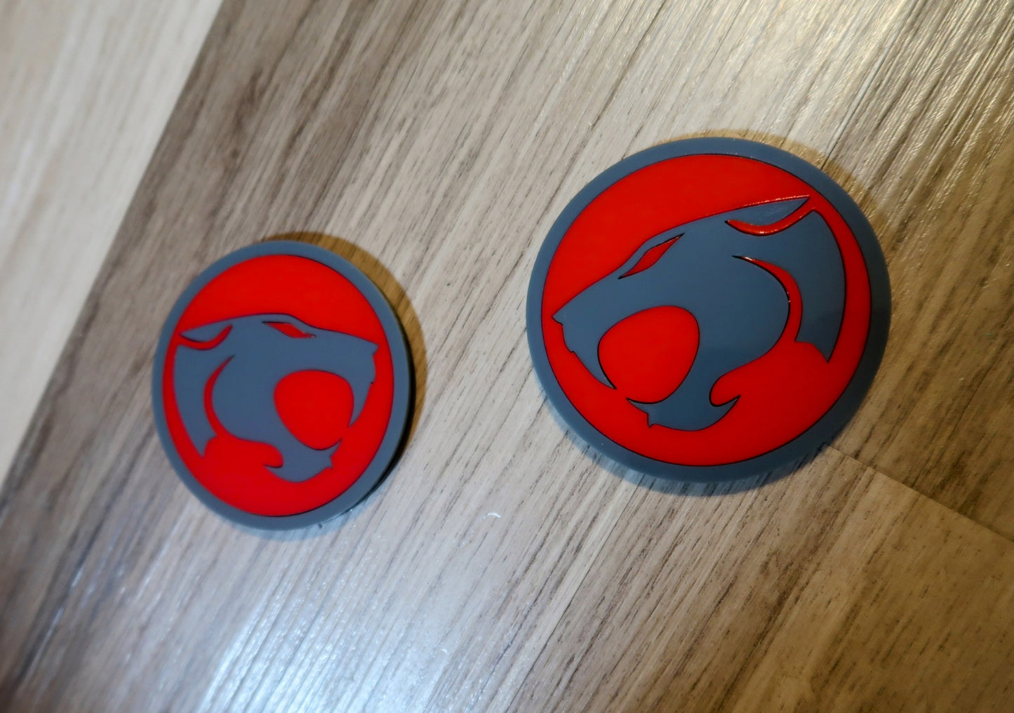 Inspired Thundercat fender badges. Includes 2.