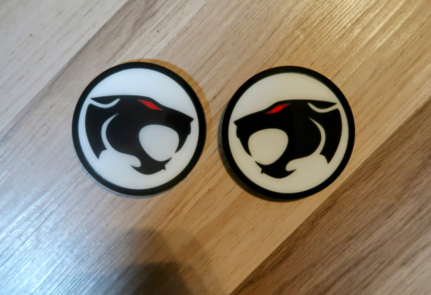 Inspired Thundercat fender badges. Includes 2.