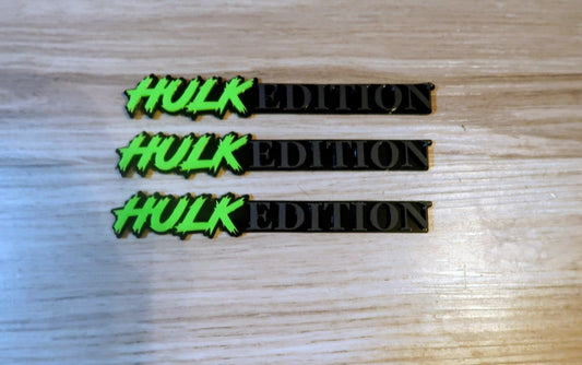 Hulk Edition Badge. Includes 1