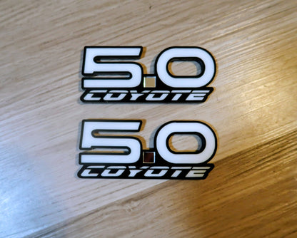 Coyote badges type 1. Includes 2.