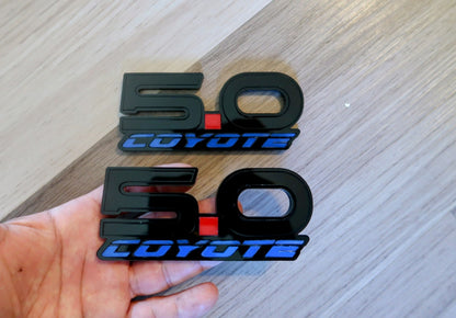 Coyote badges type 1. Includes 2.