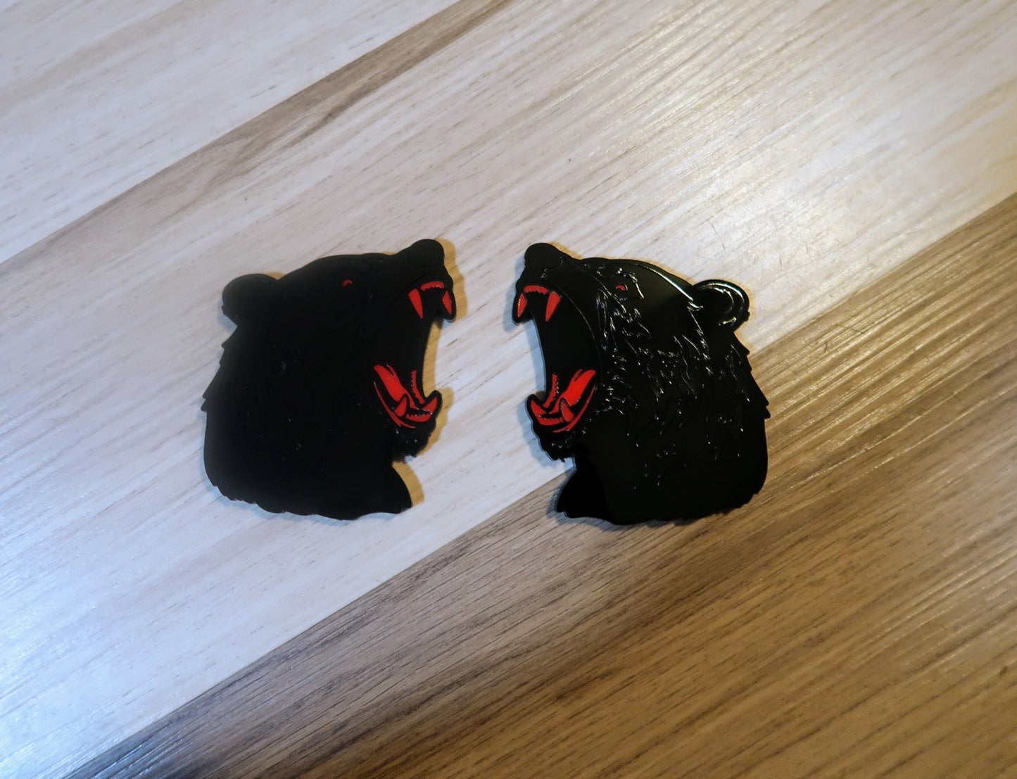 Grizzly Bear car badge. Includes 2.