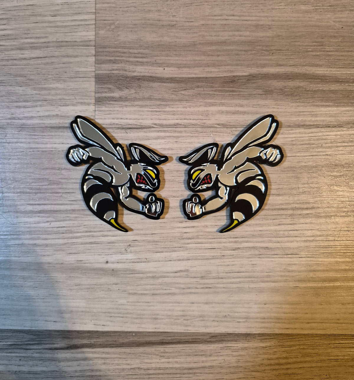Customize-able bee badges. Includes 2.