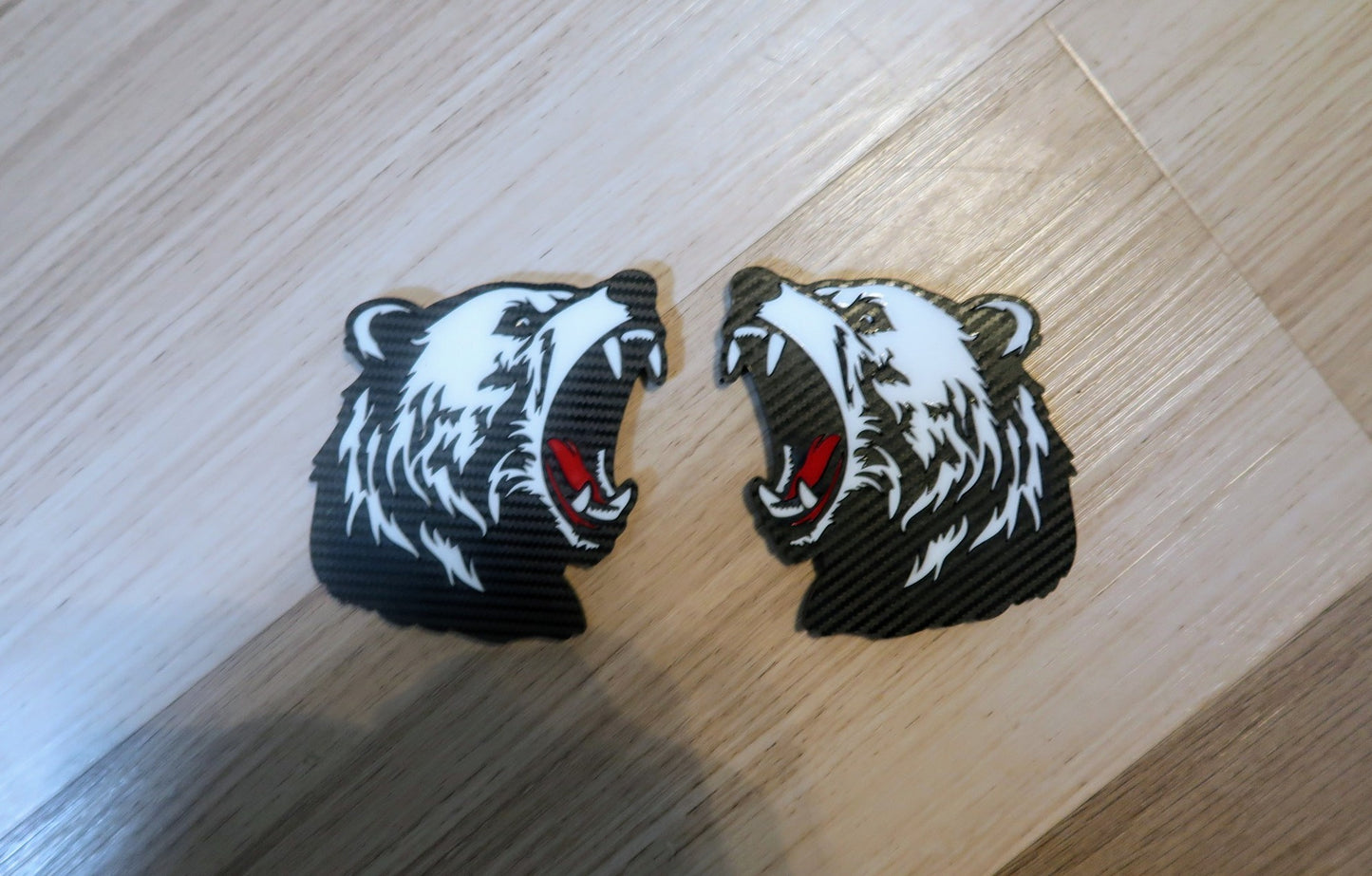 Grizzly Bear car badge. Includes 2.