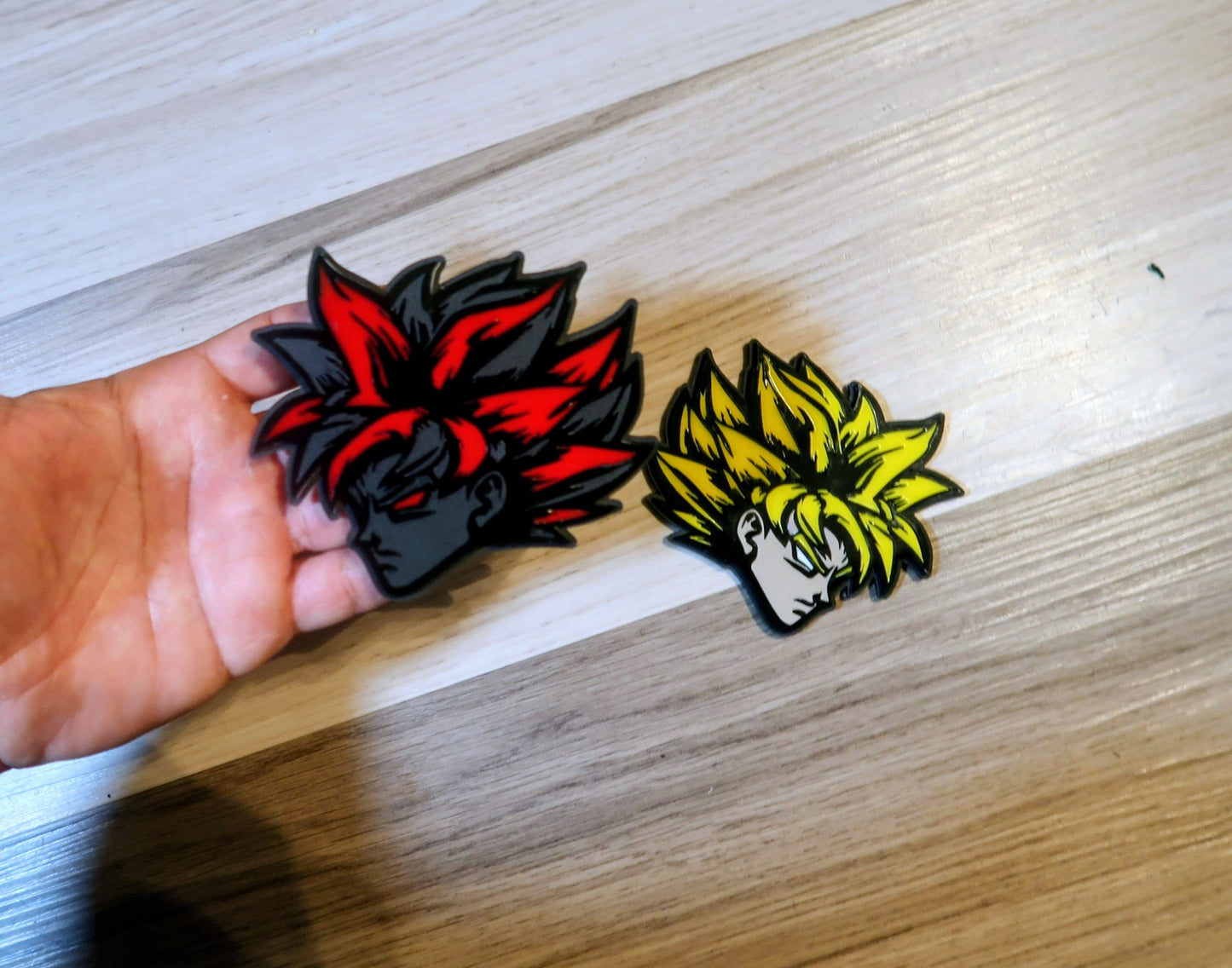 SS Goku badges type 2. Includes 2