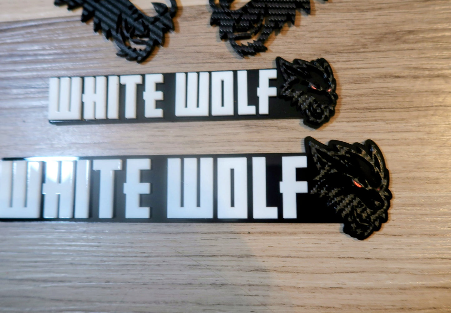 White Wolf set. Includes 4