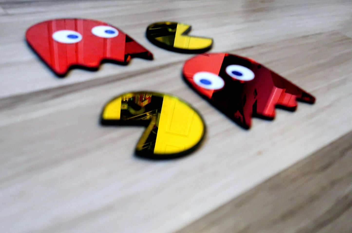 Pac-Man and Ghost badges. Includes 4