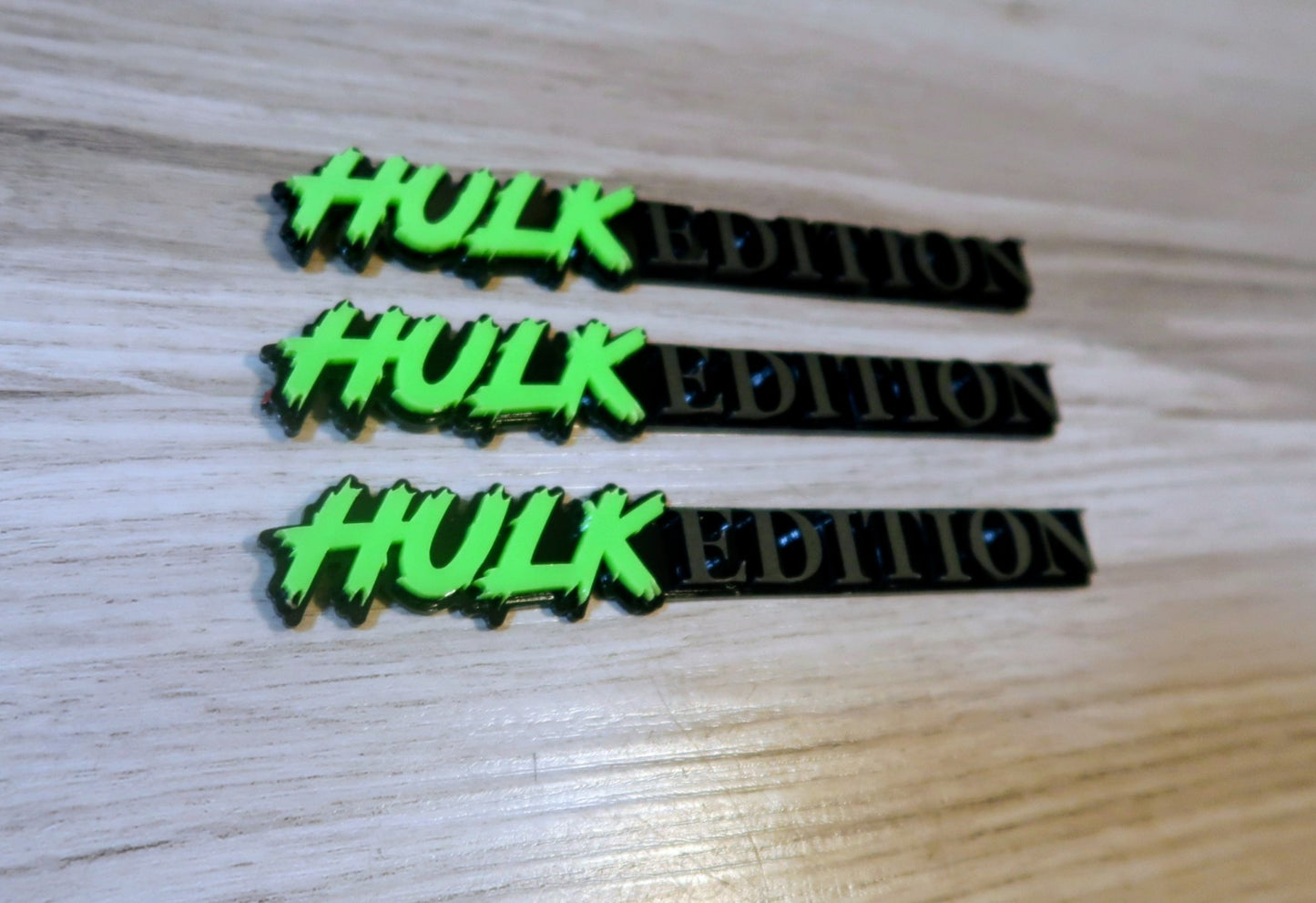 Hulk Edition Badge. Includes 1