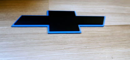 Bowtie. Includes 1