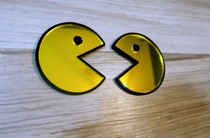 Pacman badges. Includes 2